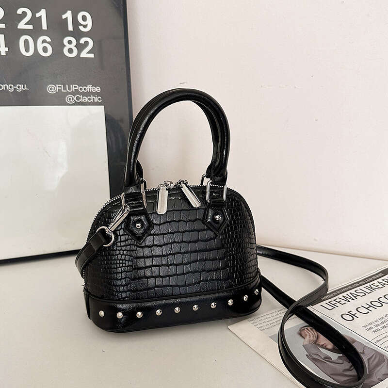 Designer bag Luxury bag High-End New Crossbody Fashion Versatile Color Shell Bag