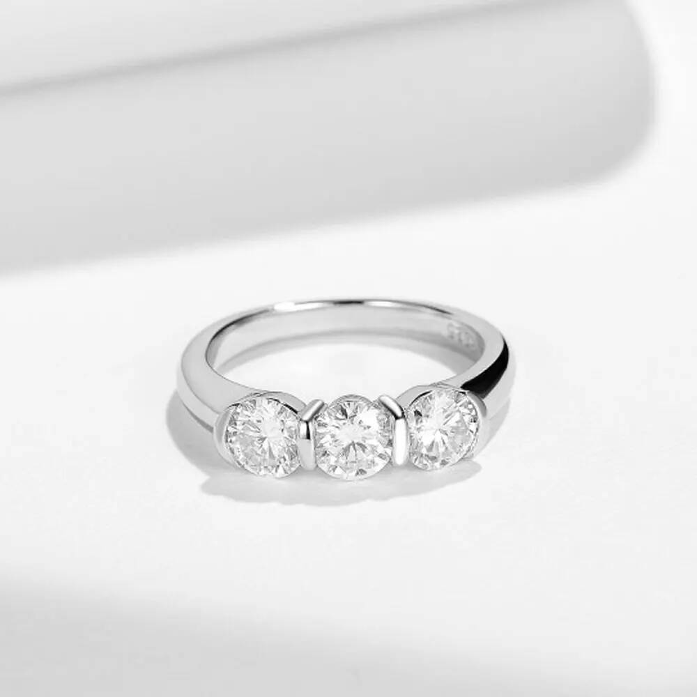 KNOBSPIN 5mm Round Moissanite Ring s925 Sterling Silver 18K White Gold Plated GRA Certified Diamond Engagement Rings for Women