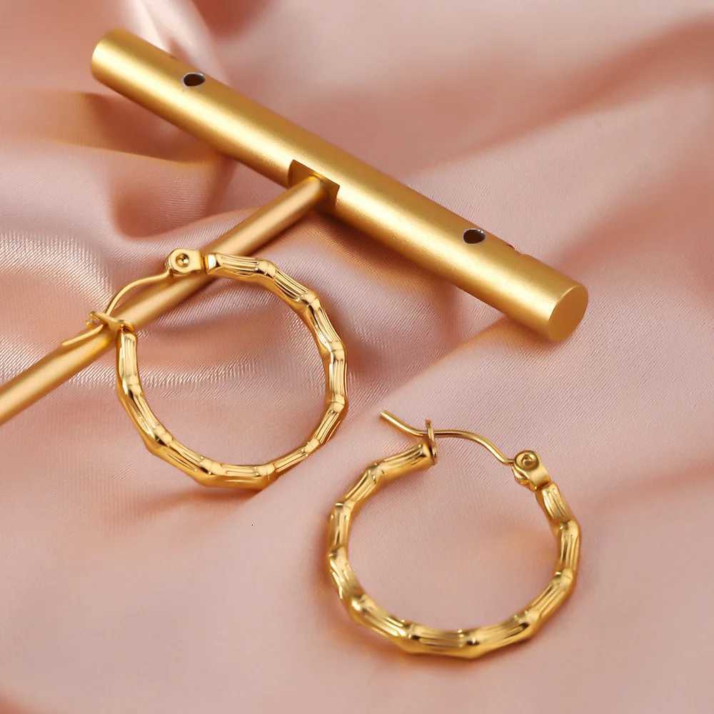 1 Pair of Stainless Steel Womens Hoop Earrings Non-Fading Light Luxury Bamboo Jointed Gold Color Metal Earrings XJ250814