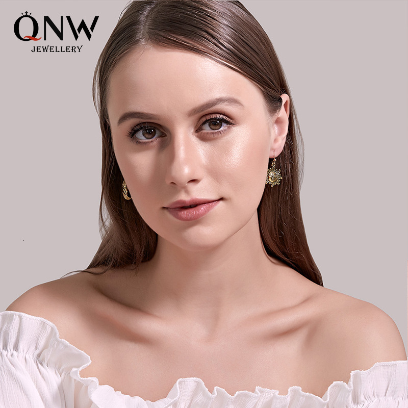 New Sun Moon Asymmetric Human Face Earrings For Women Ethnic Style Vintage Feel Ear Jewelry