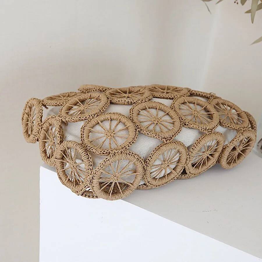 French Retro Fashion Hollow Out Handbag Bags for Women Handmade Woven Vacation Beach Summer Bag high-quality