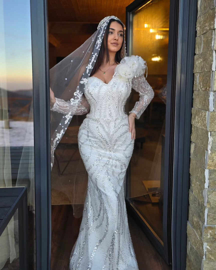 Luxury Mermaid Wedding Dress Sweetheart Neck Long Sleeves Bridal Gowns Sequins Appliques Floor Length Dresses Custom Made vestidos de novia