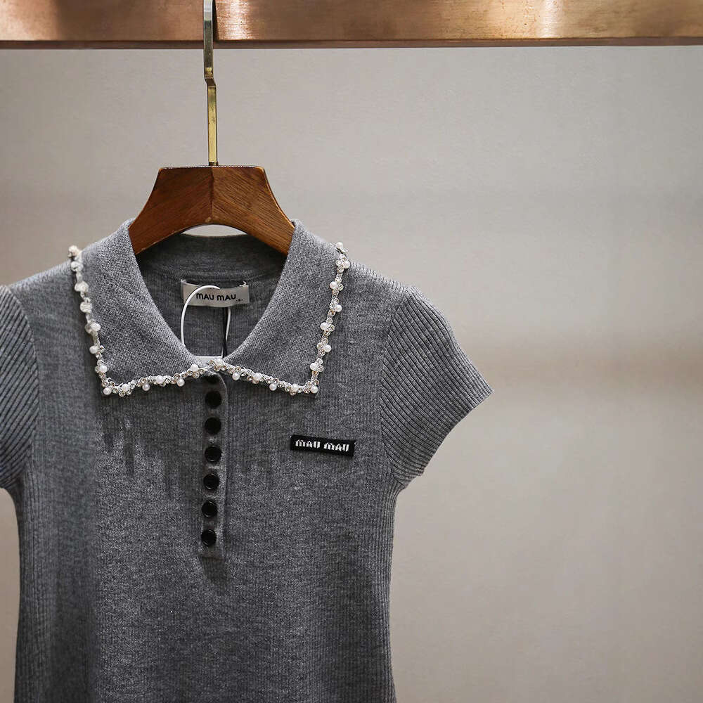 High-End Women's Summer New Age-Reducing Style Beaded Turn-Down Collar Curved Design Short-Sleeve Knitted Top For Women