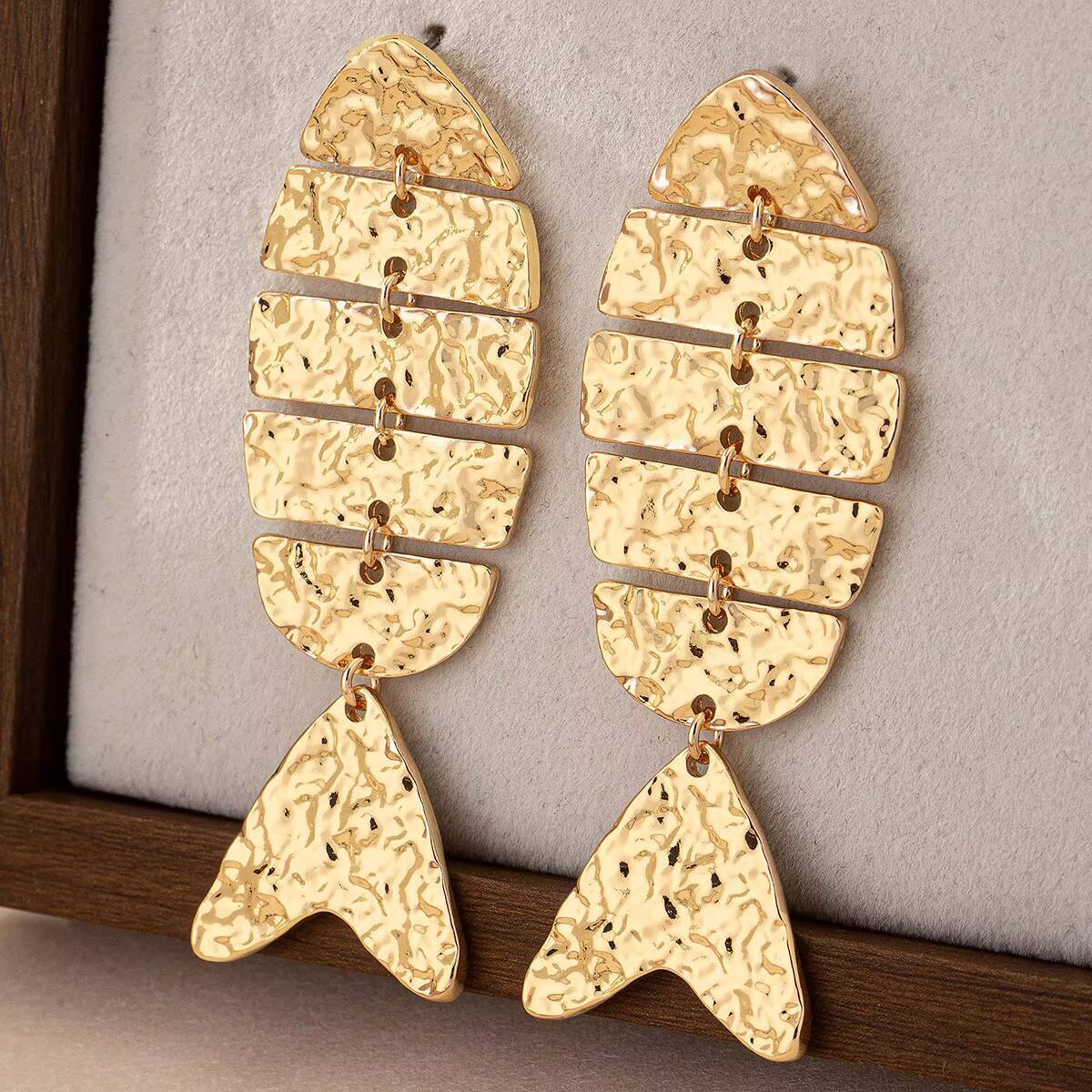 Female Celebrity Street Fashion Fashionable Women's Fishbone Pendant Earrings Irregular Hammered Pattern