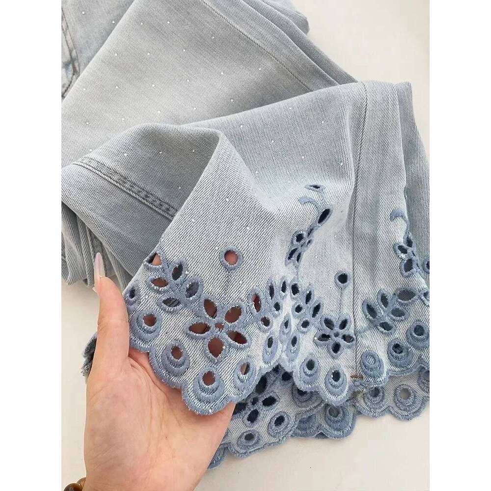 2025 Summer Loose Hollow Embroidered Rhinestone Jeans Women High Waist Straight Denim Pants Y2K Casual Streetwear Look