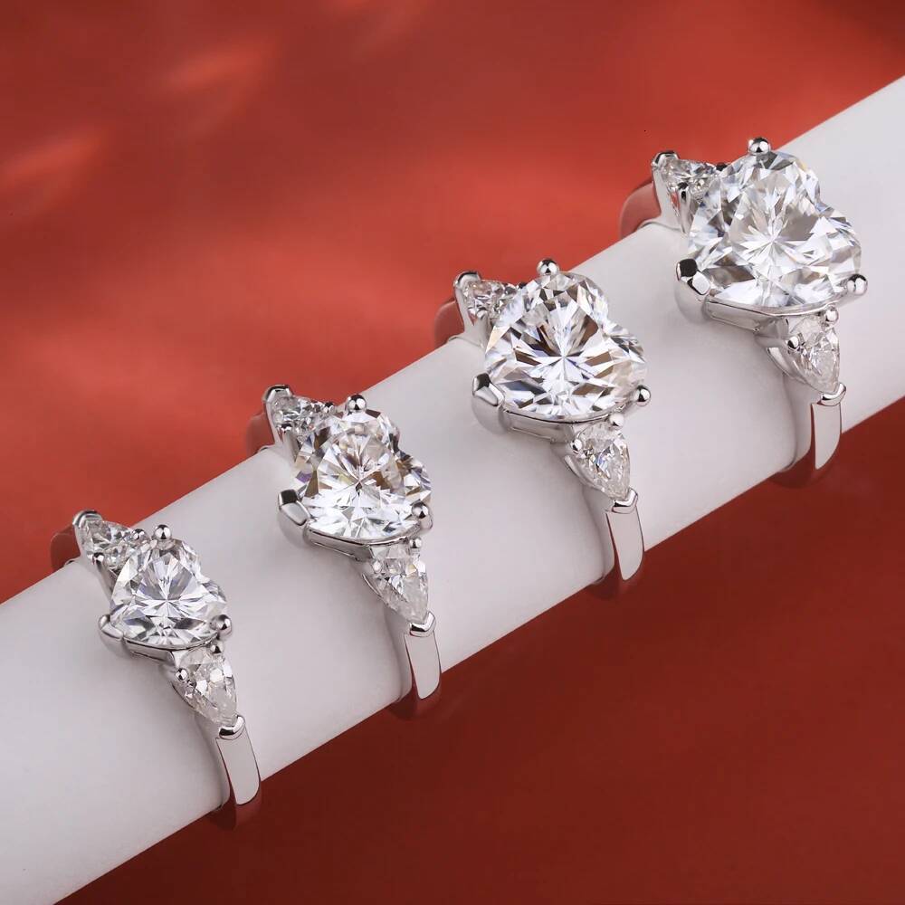 BXINY 1-4CT Heart Cut Moissanite Rings S925 Silver 18K Gold Plated Sparkling Three Stone For Women Wedding Band Jewelry with GRA