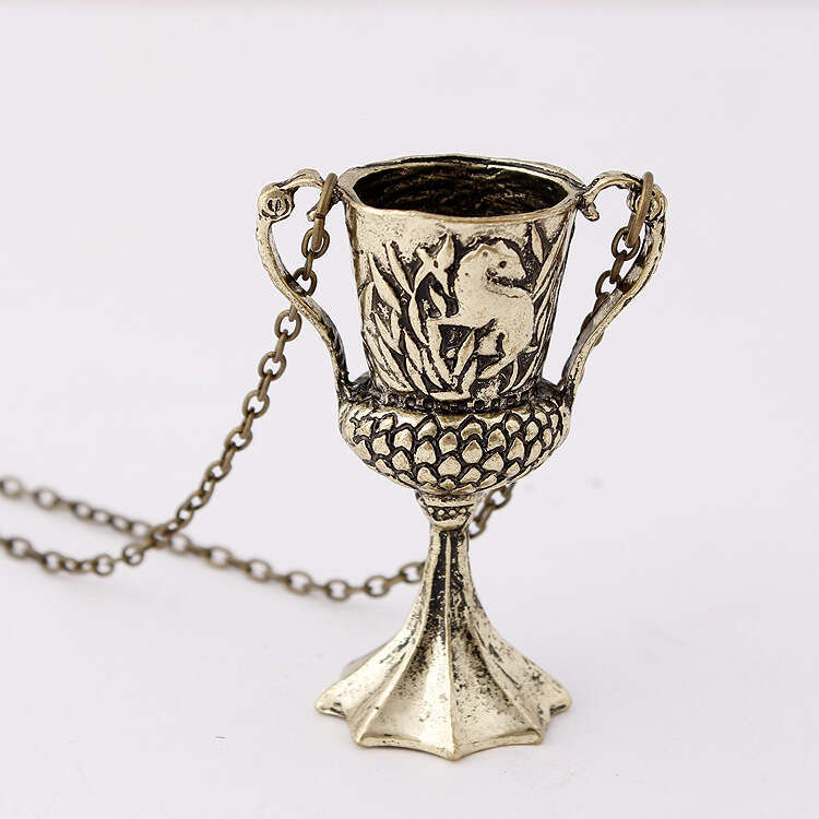 DHcollection New Accessories Potter Hufflepuff Cup Wine Glass Holy Grail Necklace