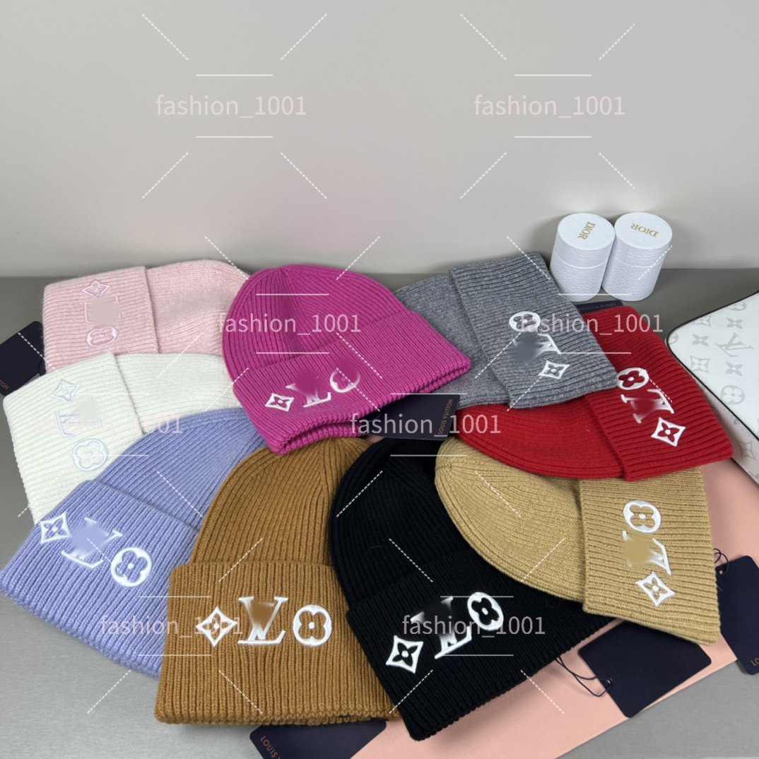 Winter Lvi knitted beanie designer hat fashionable bonnet dressy autumn hats for men skull outdoor womens accessories hot sale womenhat menhat