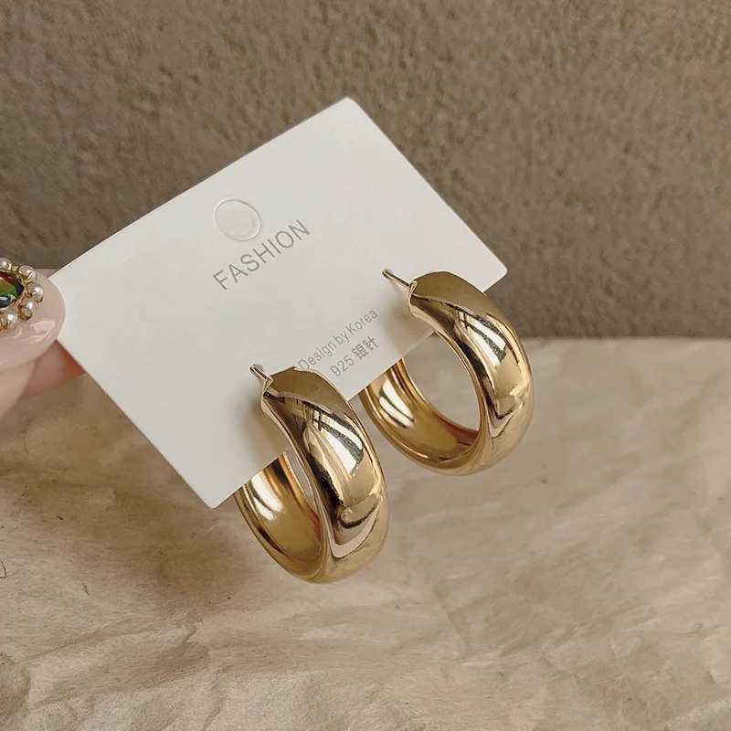 Vintage Smooth Round Metal Chunky Hoop Earrings for Women Gold Color Wide Thick Geometric Statement Earrings Jewelry Gift XJ250814