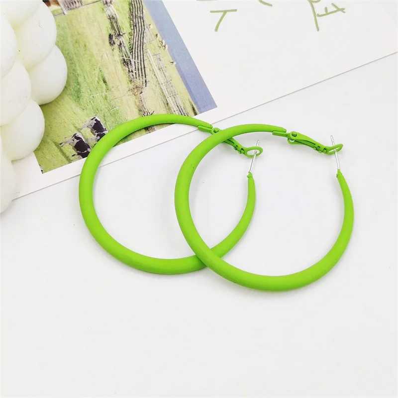 Purple Red Big Hoop Earrings for Women Exaggerated Makron Colorful Spray-painted Metal Loop Earrings Sexy Party Ear Jewelry XJ250814