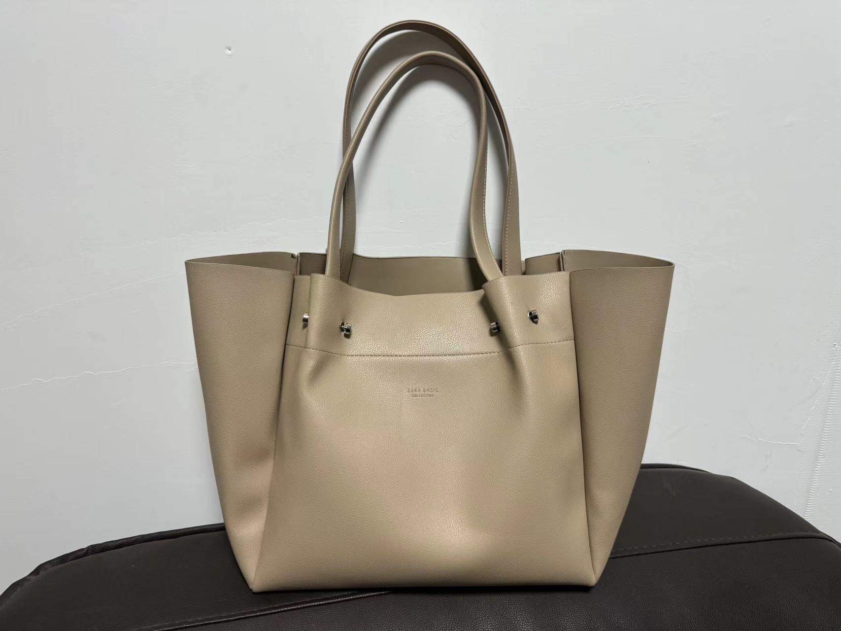 2025 New Handbag Designer Commuter Crossbody Bag