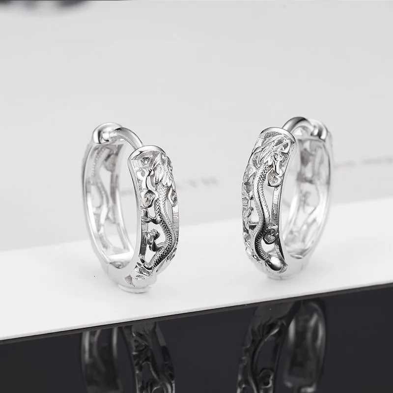 1 Pair Punk Hollow Dragon Carved Ear Buckle Earrings For Men/Women Black Color Hip Hop Street Fashion Popular Cool Ear Jewelry XJ250814