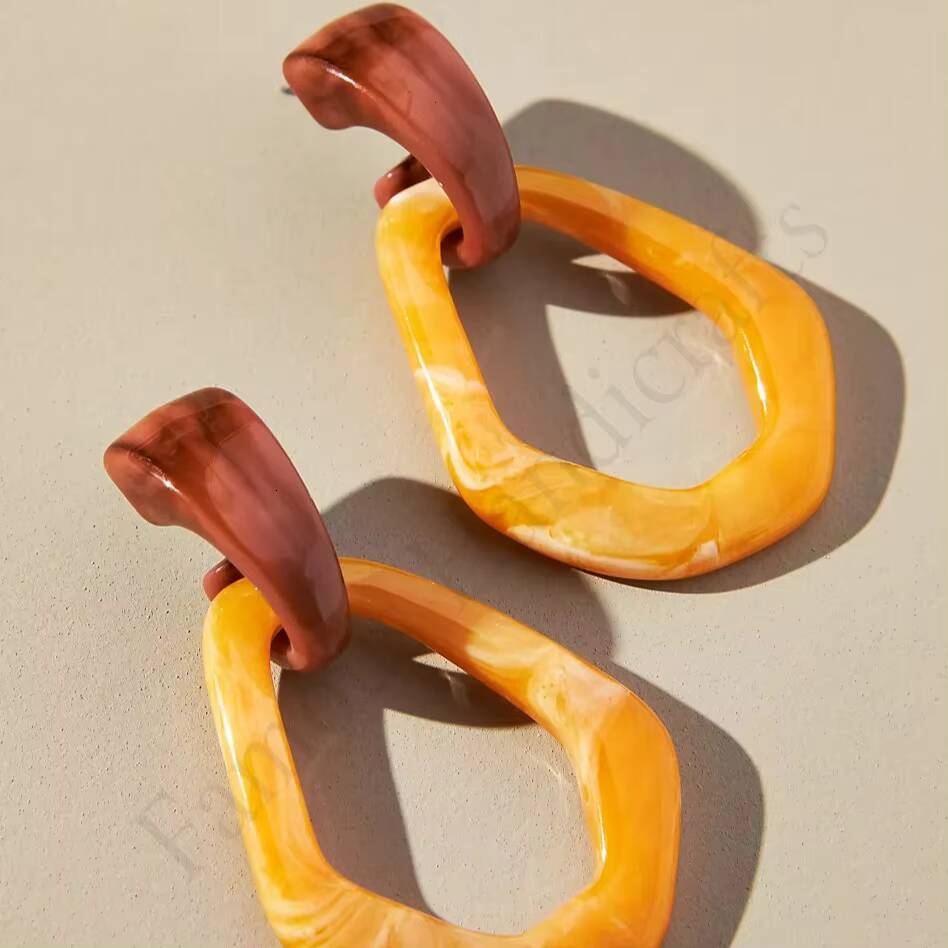 Round Resin Hoop Earrings Creative Exaggerated Twisted Large Circle