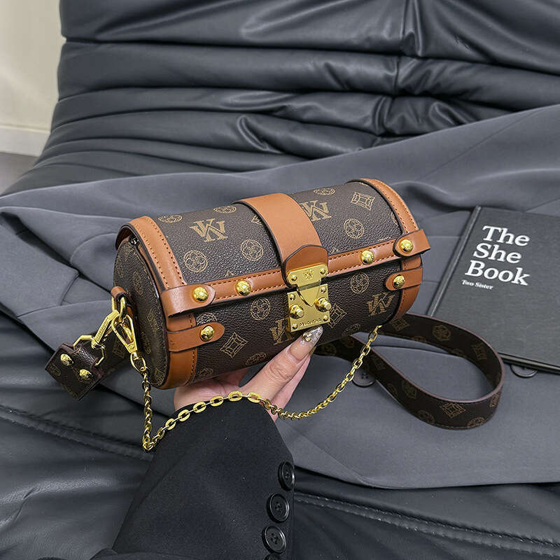 Hot Selling New Fashion Chain For Women Versatile Elegant Single Shoulder Crossbody High-End Rivet Women's Bag Designer Bags