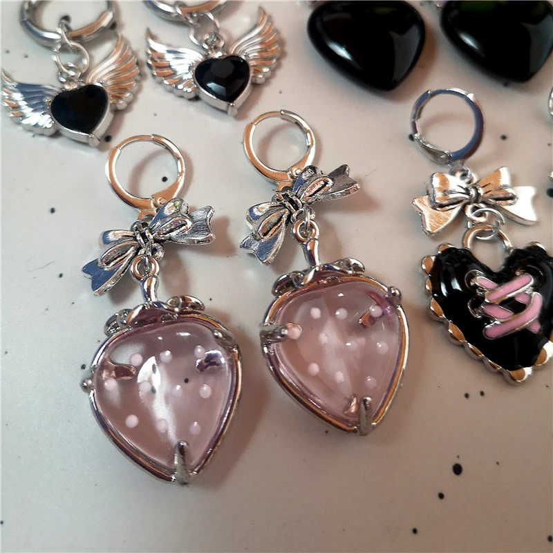 Goth Vintage Cute Bowknot Pink Strawberry Heart Star Pendant Earrings Egirl Gothic 2000s Y2K EMO Rave Jewelry Scene Accessories 250812