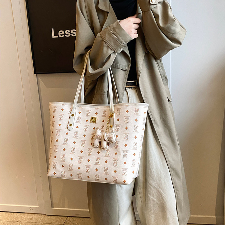 Free Shipping Designer Luxury Women's Handbag Large Capacity Retro Tote Bag Letter Versatile Shoulder Bag Office Shopping Commuting Leisure Bag