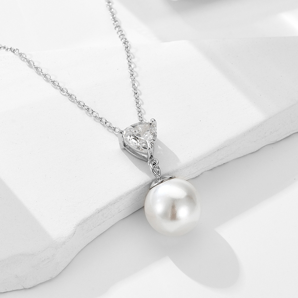 Fashion Light INS Style Necklace for Women, Pure Sier Simple Versatile Zircon Shell Pearl Pendant Collarbone Chain Jewelry for Women