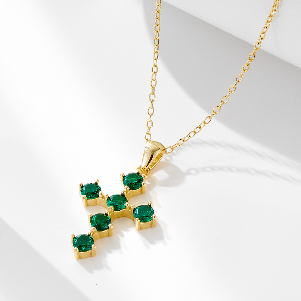 Ins Style Light Emerald Zircon Cross Pendant Necklace for Women Pure Sier Clavicle Chain