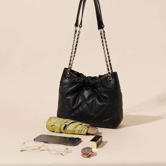 Women's Genuine Leather Large Capacity Single Shoulder Summer New Quilted Stitching Fashion Versatile Trash Bag designer bag B5