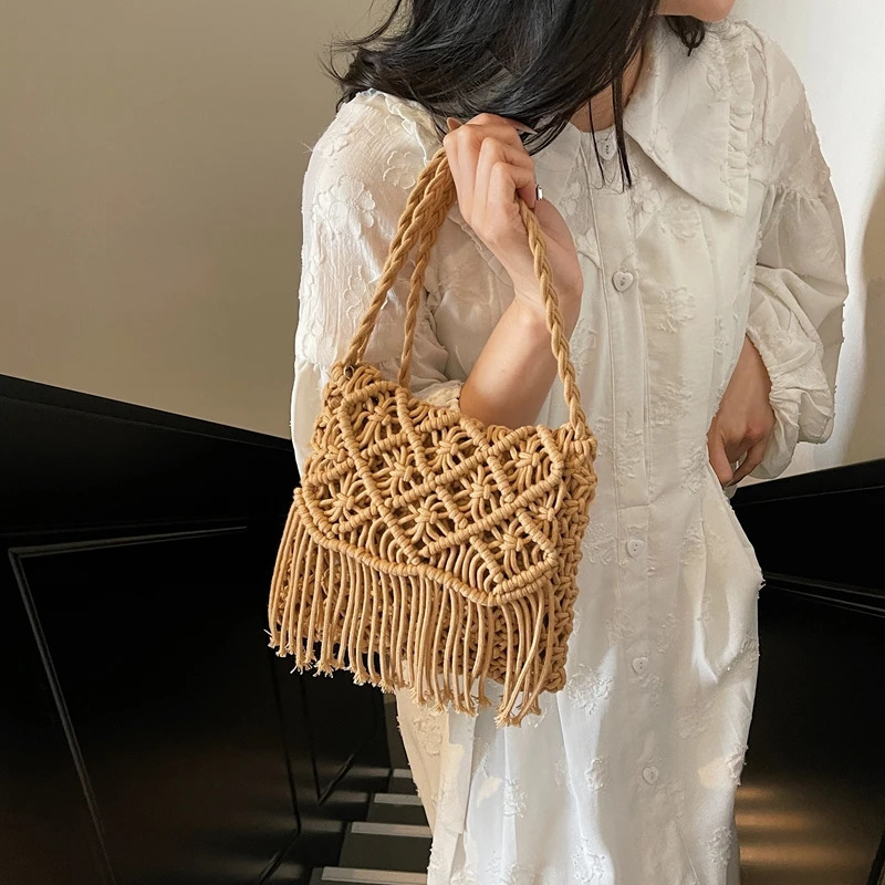 Bohemian Tassel Woven Bag for Women 2025 Style Niche Hollow-out Single Shoulder Bag Literary Crossbody Bag250813