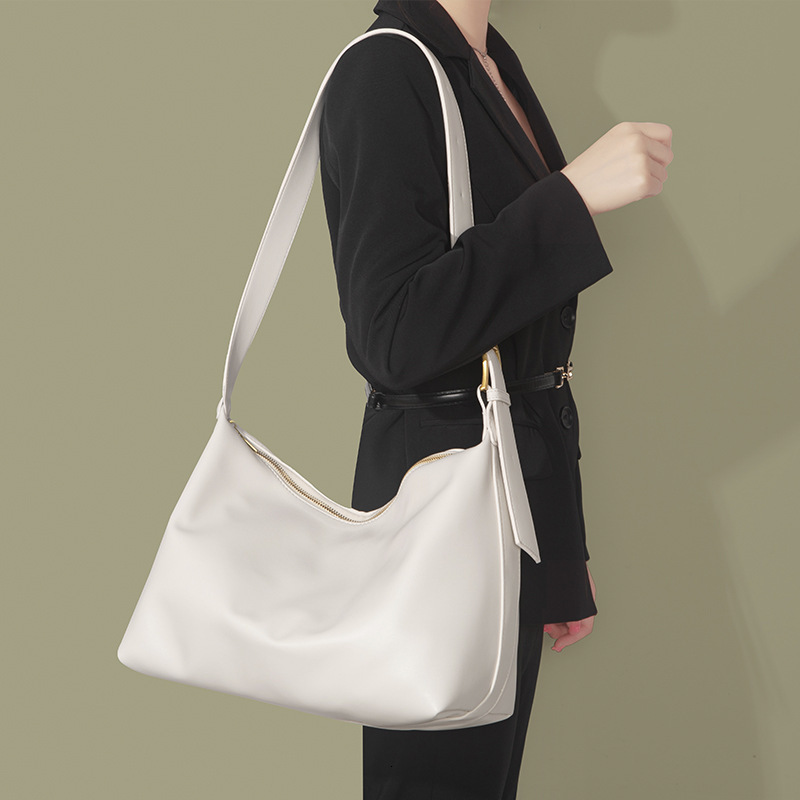 Korean and Japanese Soft Leather Lazy Wind Large Capacity Tote Ins Style Casual Fashion Shoulder Bag for Women