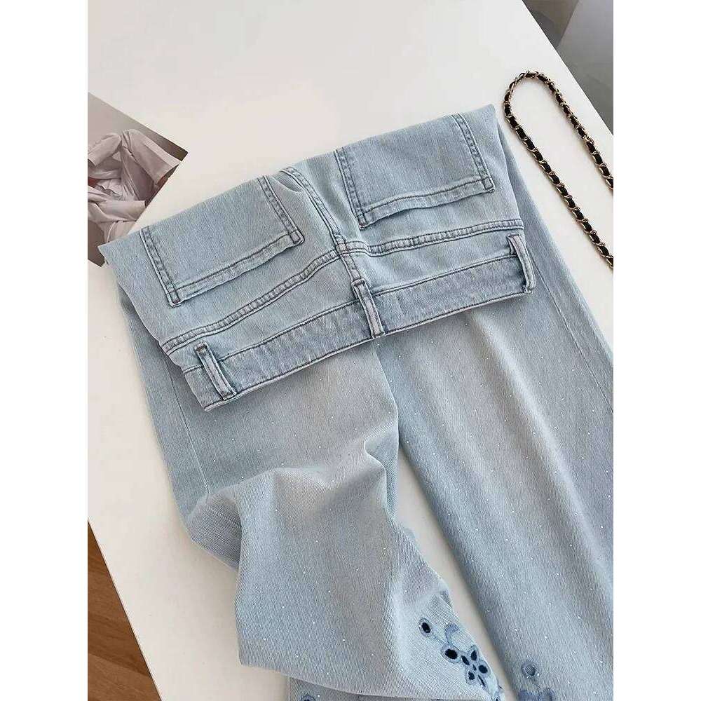 2025 Summer Loose Hollow Embroidered Rhinestone Jeans Women High Waist Straight Denim Pants Y2K Casual Streetwear Look