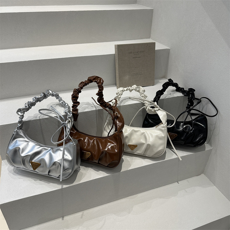 High - value super - popular niche pleated bags for women 2025 style fashionable and versatile cross - body bags hot - selling single - shoulder under