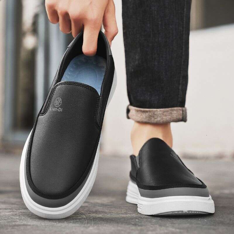 Spring 2025 New Plus Size Bean Breathable And Casual Loafers, Fashionable Leather Shoes, Trendy Men's Shoes