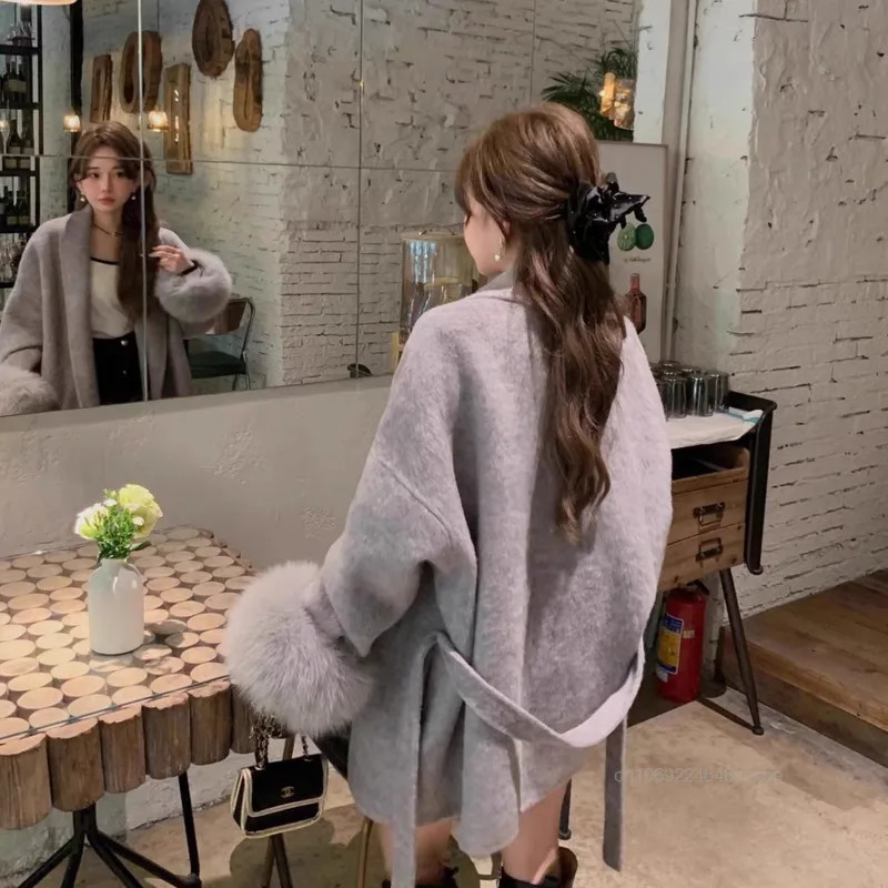Fashion Elegant Beautiful Womens Clothing Jacket Detachable Fox Fur Tie Simple Cashmere Coat Winter Clothing Woolen Coat 250811