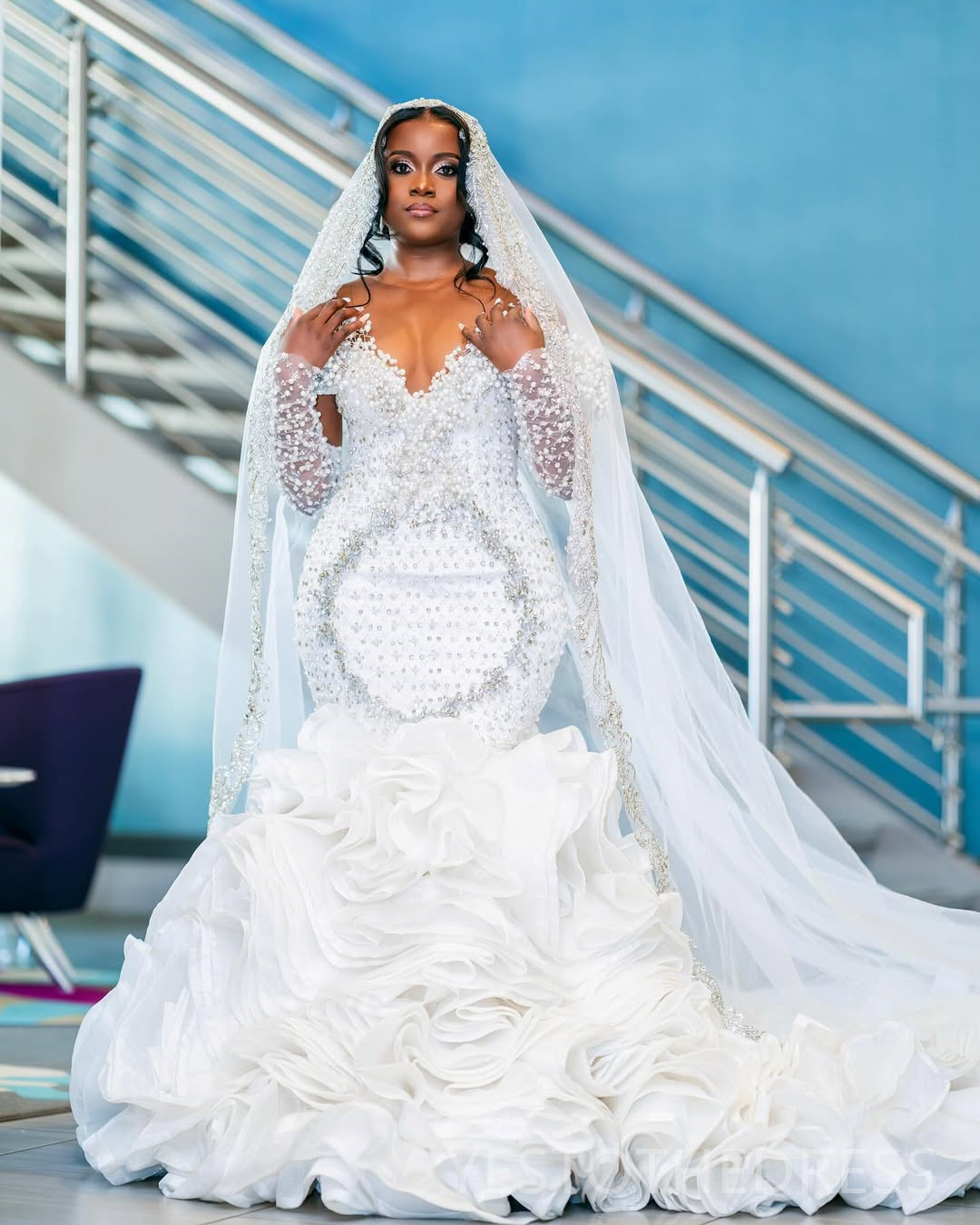 Arabic Aso Ebi Plus Size Ivory Wedding Dress 2025 Appliques Beaded Crystals Pearls Tiers Luxurious Bridal Gowns Dresses Rhinestones Wedding Gowns D588
