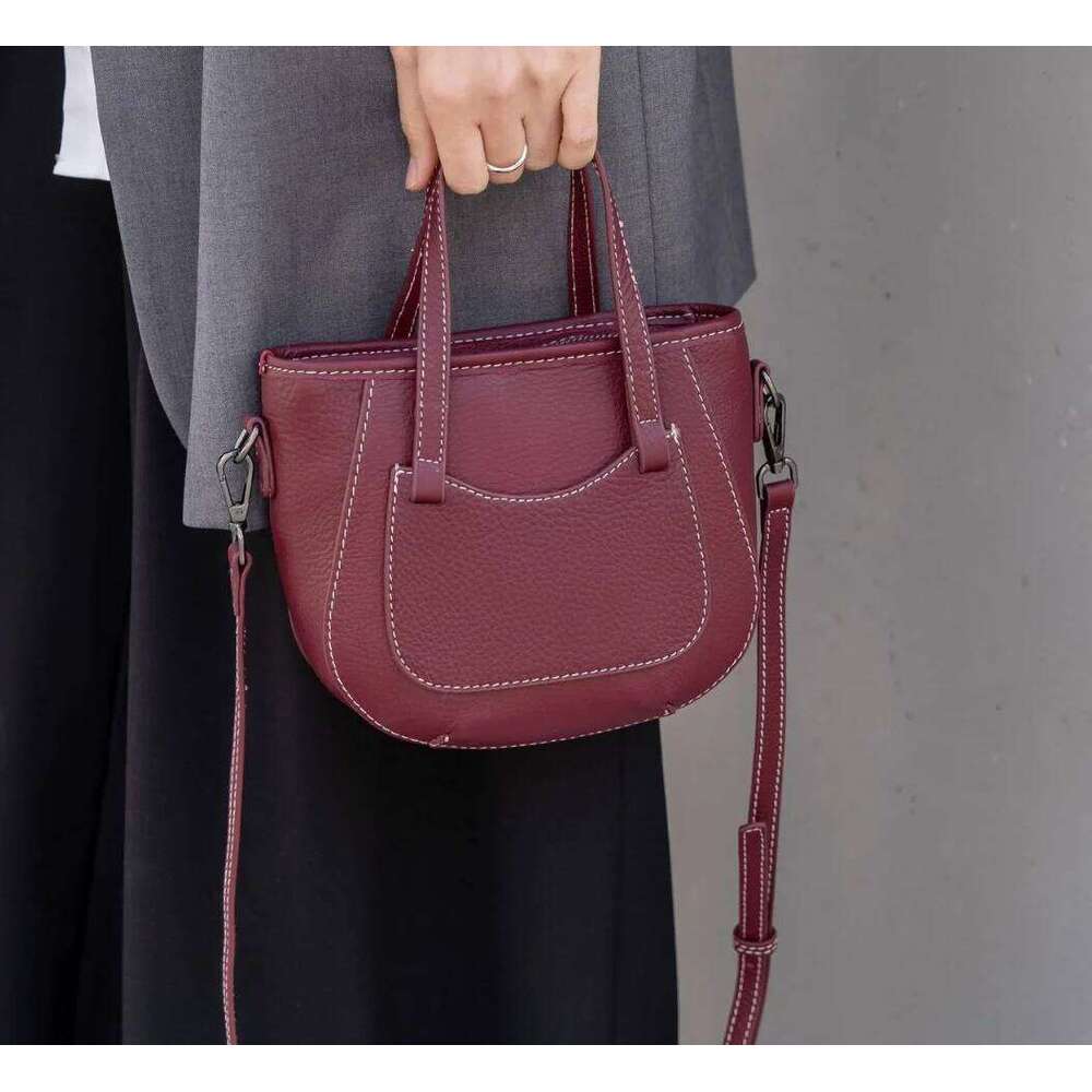 2025 New Fashion Mini Bucket Tote Handbag Women Cowhide Genuine Leather Shopping Slant Travel Vintage Bag 250815
