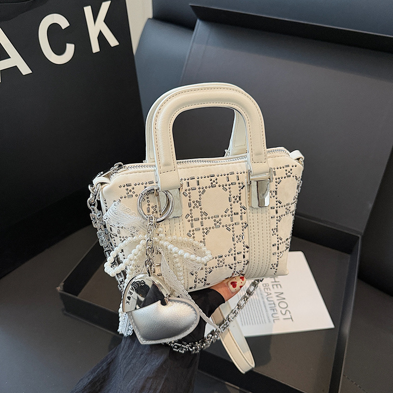 Free Shipping Designer Luxury Korean Sequin Women's Handbag High-quality Handheld Bowling Bag New Fashion Color Block Shoulder Bag Pillow Bag Cas