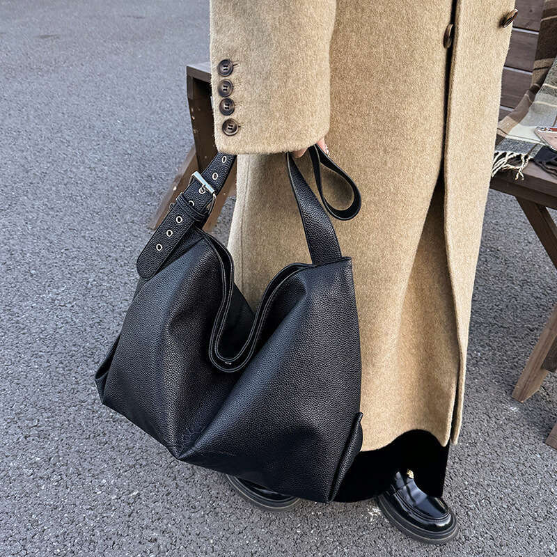 Korean Style Soft Leather Dumpling for Women 2025 New Fashion Bags Tote Designer Versatile Shoulder Crossbody Large Capacity Commuter Bag