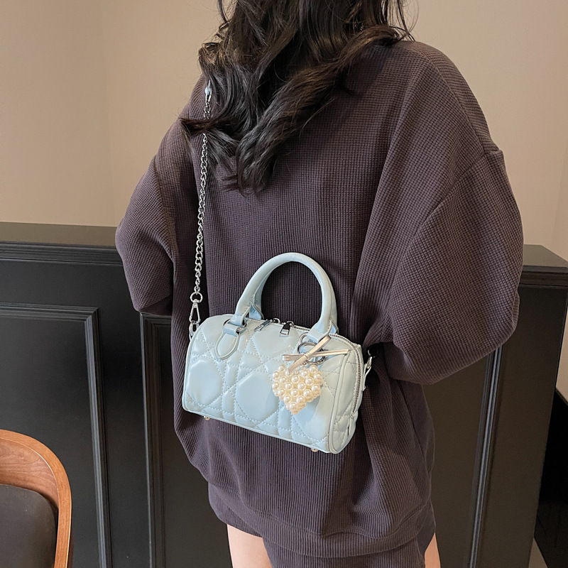 Korean Luxury Women's Diamond Patterned Handbag Free Shipping Designer New Fashion Versatile Underarm Bag Elegant And Casual Single Shoulder Cros