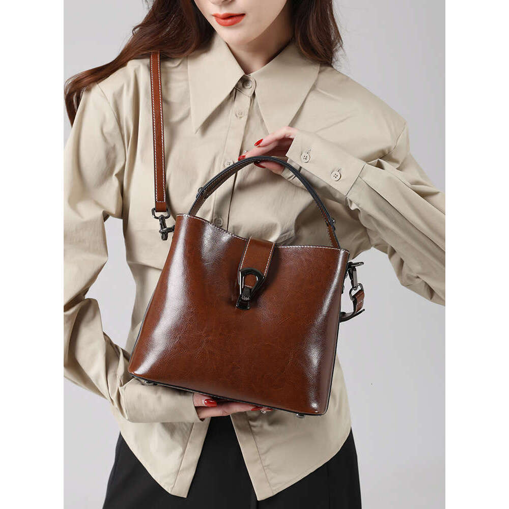 Split Leather Women Handbag Crossbody Ladies Retro Cowhide Shoulder Commuter Shopping Bag For women