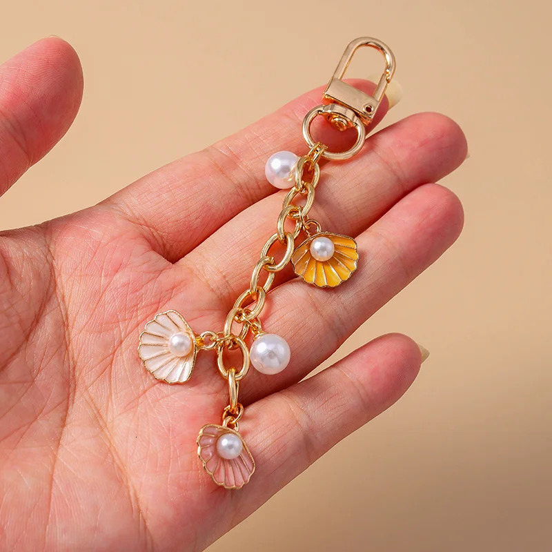 Aihua Cute Keychain Y2K Summer Beach Pearl Shell Key Chains For Women Girls Handbag Pendants Keyring Ocean Vacation Jewelry Gift 250811