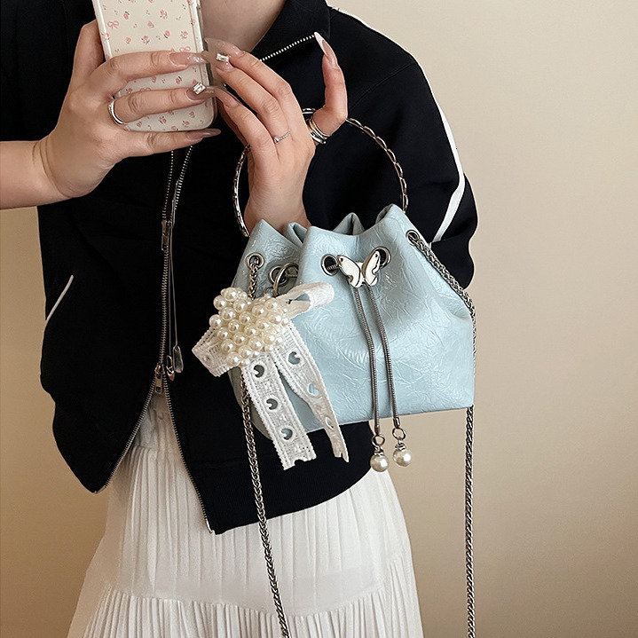 Free Shipping Designer Women's Patent Leather Bucket Bag New Fashion Butterfly Drawstring Handbag Luxury Chain Bag Single Shoulder Crossbody Bag 