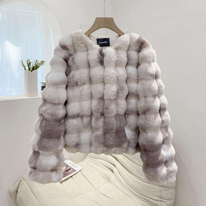 Faux Fur Coat Women New Style Short Imitation Fur Plush Collarless Top Short Top 2025 Autumn and Winter Warm and Trend