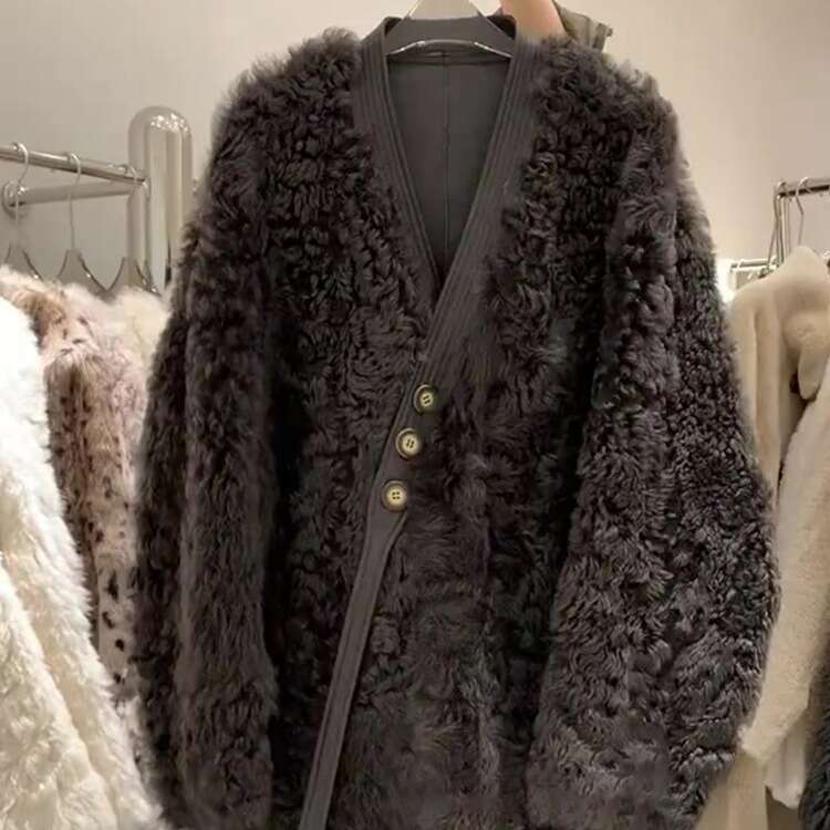 Fur and fur one-piece socialite style lamb fur coat for women in autumn and winter, medium long version with thick velvet and Korean style Hepburn bla