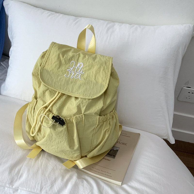 Autumn New Neutral Style Backpack Casual Women's Backpack Travel Small Backpack Sports Drawstring Bag Autumn New Designer Bag