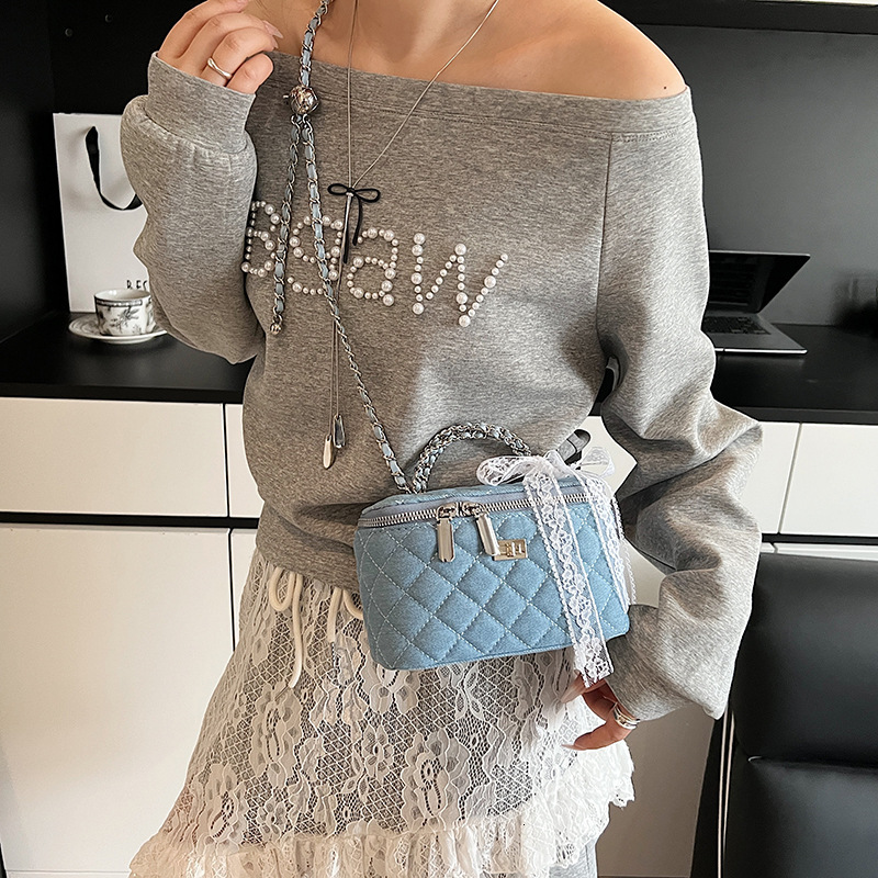 Fashion Women's Denim Charter Sewing Chain Makeup Bag Free Shipping Designer Versatile Mini Handbag Luxury Shoulder Crossbody Bag Casual Phone Ba