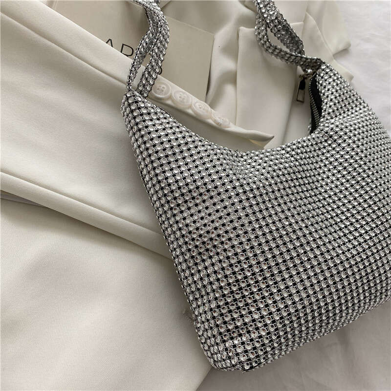 2025 Tote New Style Full Diamond Evening Trendy Fashion Simple Rhinestone Handmade Underarm Bag Luxury Single Designer Bags Shoulder Handbag