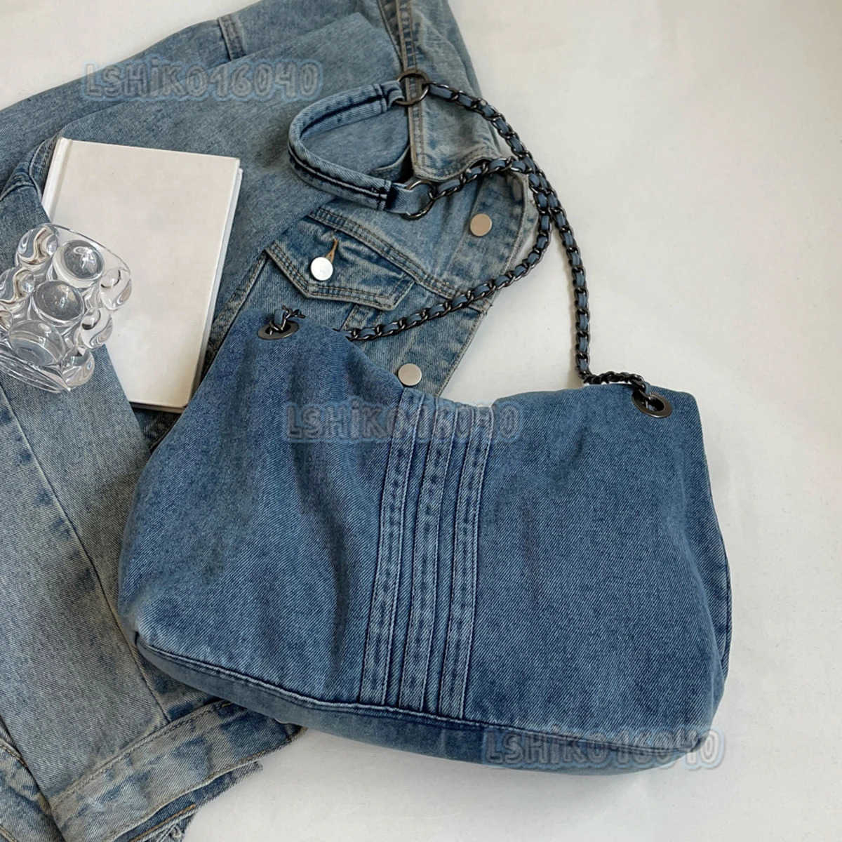 Large capacity fashionable and simple shoulder messenger bag lazy commuter style tote bag niche retro washed cloth bag H250814