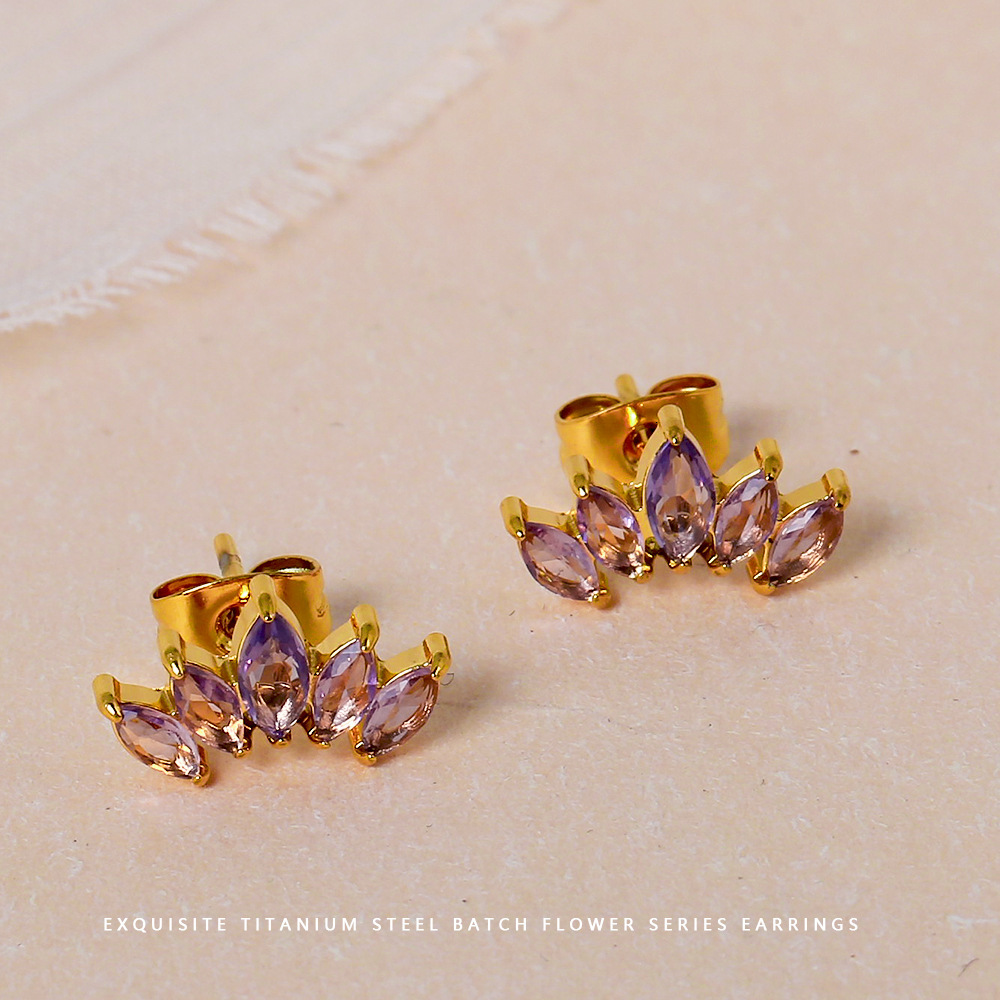 Red Petal Zircon for Women Fashion Versatile High-end Titanium Alloy Stainless Beach Steel Earrings Eco-friendly Color Jewelry for Women