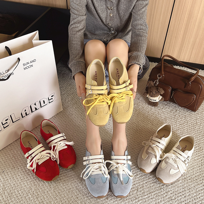 2025 new soft leather women's flat ballet shoes designer sports and casual shoes