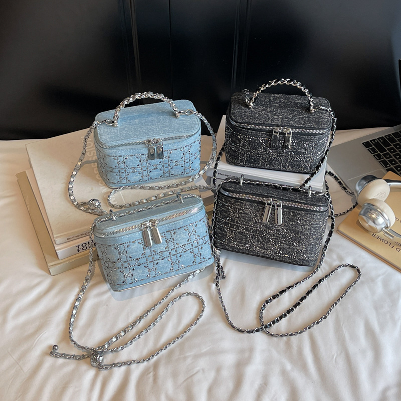 European And American Ins Personalized Women's Hot Diamond Mini Handbag Free Shipping Designer Chain Shoulder Crossbody Bag Small Fragrance Box M