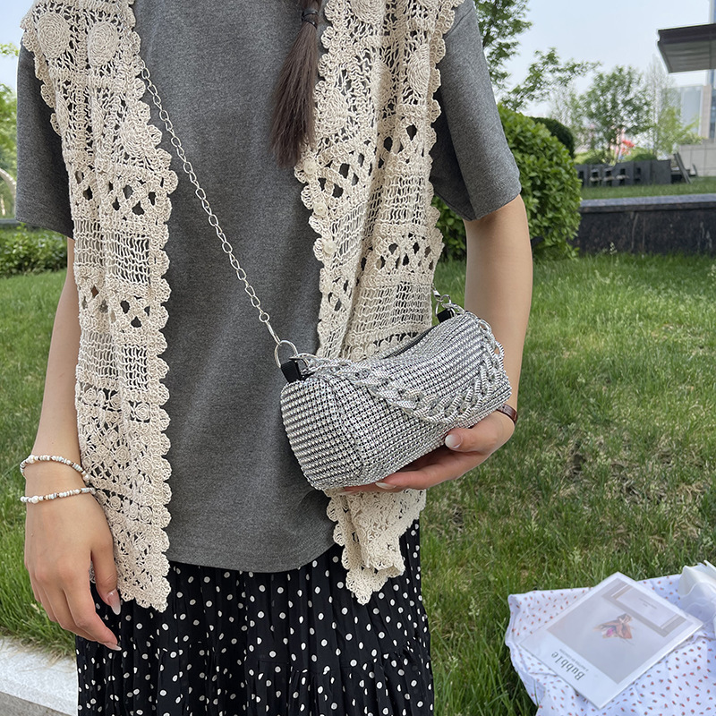 Autumn New Women's Shoulder Bag Rhinestone Women's Bag New Banquet Bag Textured Chain Rhinestone Women's Crossbody Bag Autumn New Desig