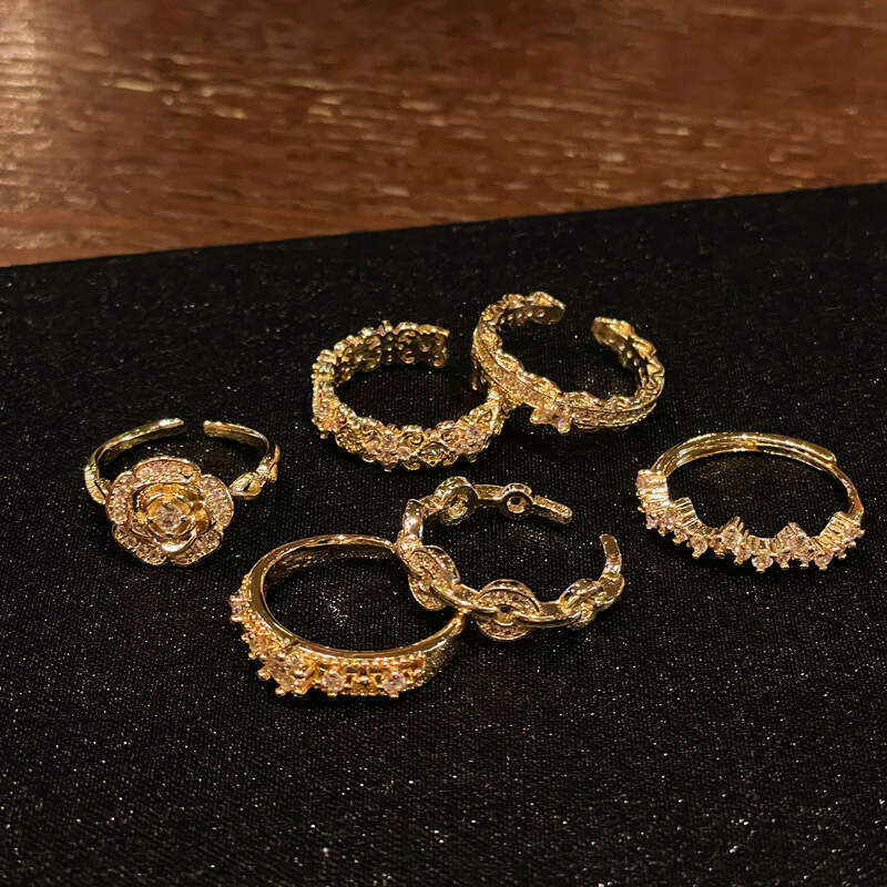 Vintage French Style Full Open Ring Fashion High-end Sense Elegant Niche Design Exquisite Inlaid Diamond Accessory for Women