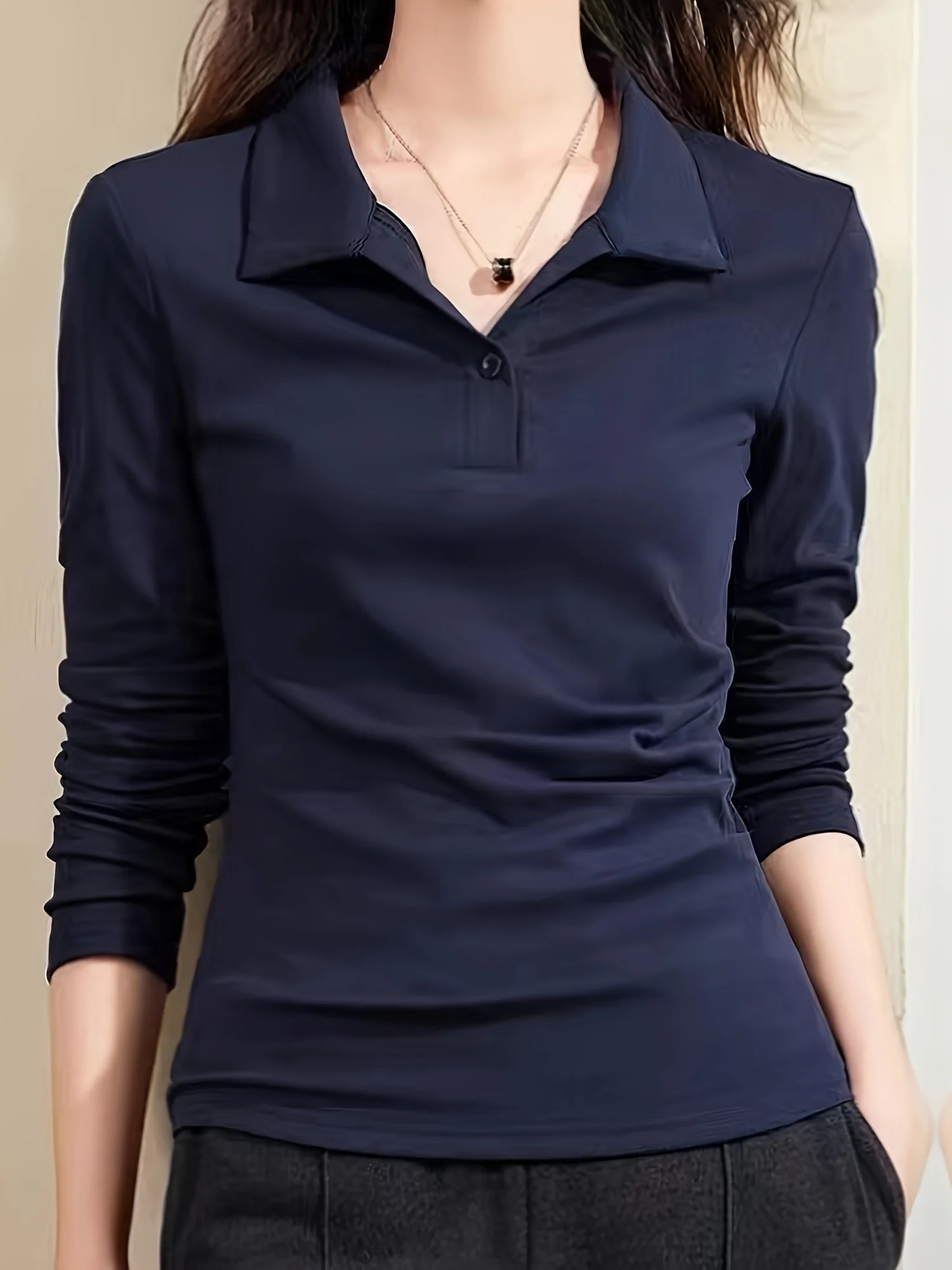 Womens solid color longsleeved POLO shirts are stylish and simple in n Daily models can be machine washed dry cleane 250814