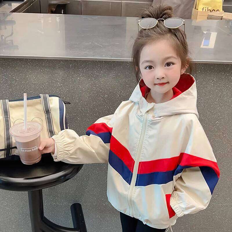 Coat Hardshell 2024 New Girls Baby Western Style Top Children Spring And Autumn Interchange Jacket